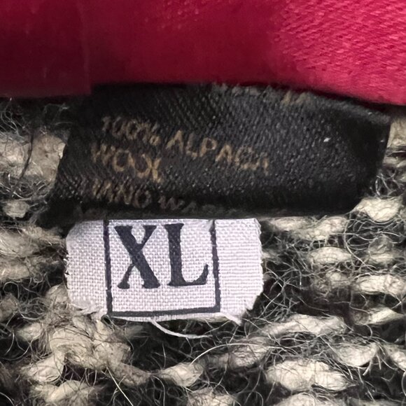 Handmade Alpaca Sweater Black White XL - Picture 4 of 8